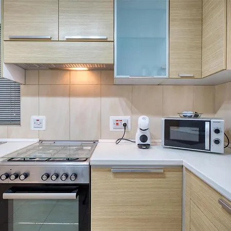 2br Qawra With Private Balcony, Near The Sea By 360 Estates Апартаменты