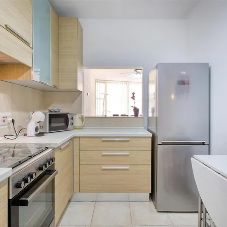 Апартаменты 2br Qawra With Private Balcony, Near The Sea By 360 Estates *
